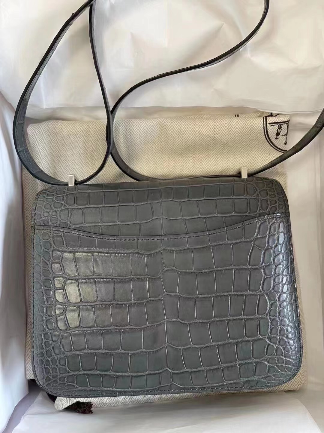 에르메스 콘스탄스18 블랙 은장 악어가죽